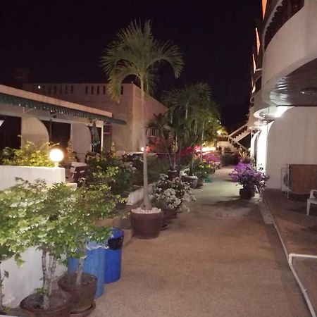 Blue Sky Residence Patong Exterior photo