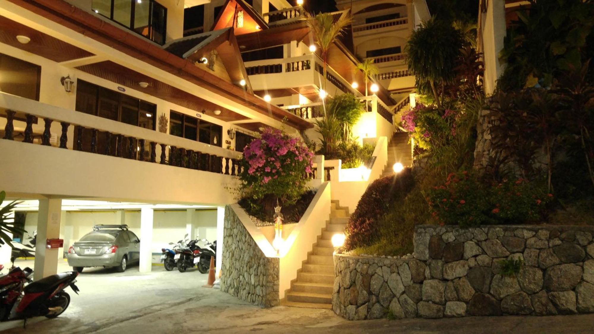 Blue Sky Residence Patong Exterior photo