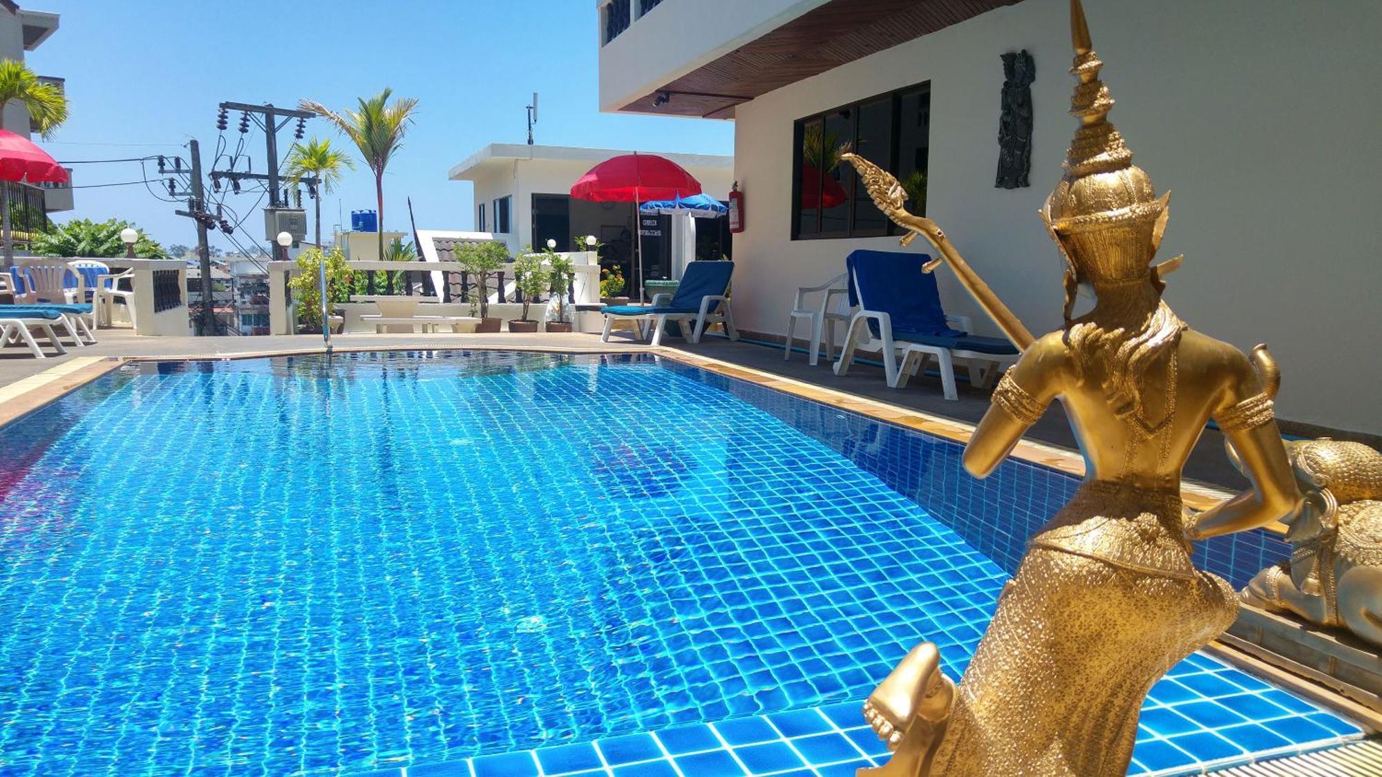 Blue Sky Residence Patong Exterior photo