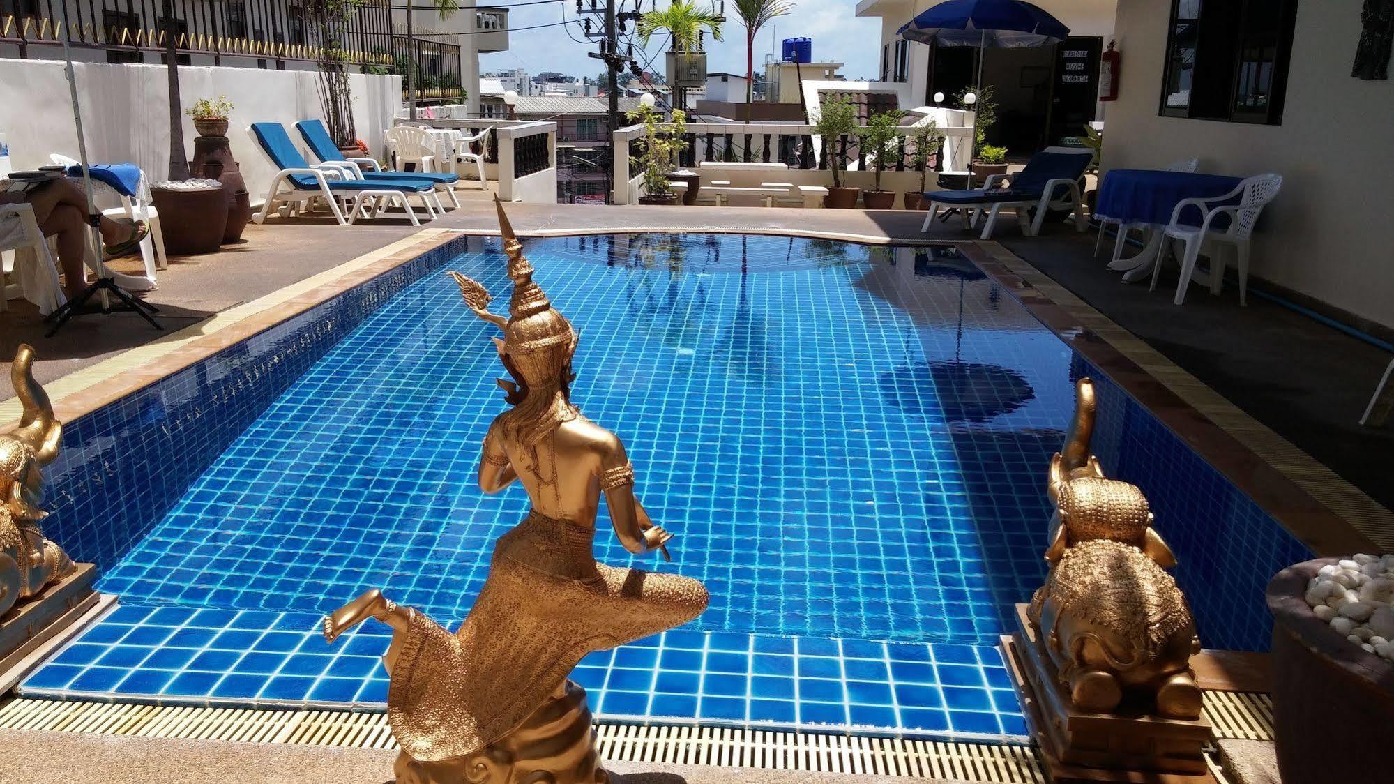 Blue Sky Residence Patong Exterior photo